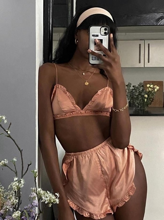 Dark skinned women , how do you feel about it?