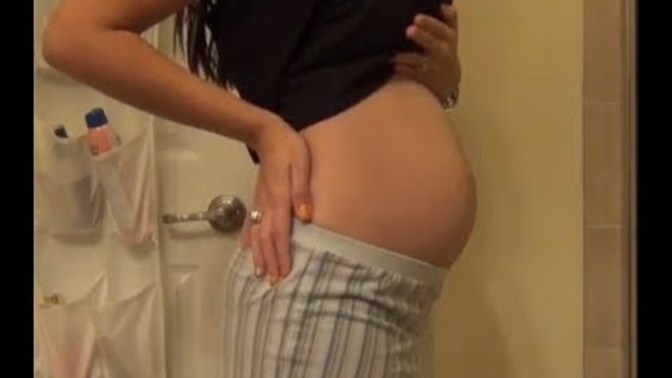When should I start looking to date if I am currently pregnant and single?