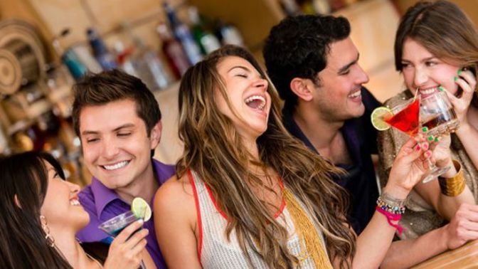 When searching for a girlfriend, is it good to focus on one girl or focus on multiple girls?