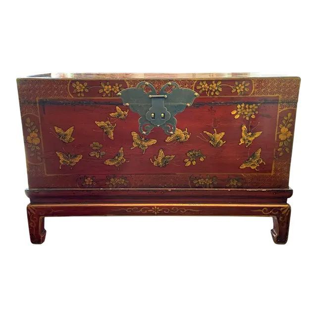Have you ever heard of a cedar "hope" or "wedding" chest?