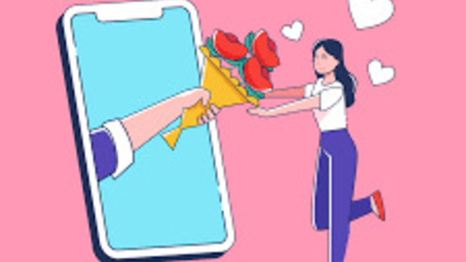 What are some gift ideas for a long distance relationship?