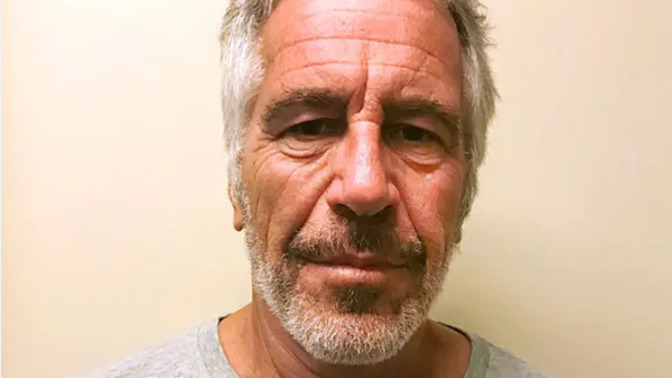 Why does Hollywood promote the Jewish "look" to the masses?