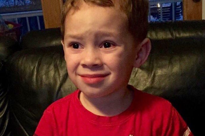 Guys, would you date a woman who wears a lot of makeup?