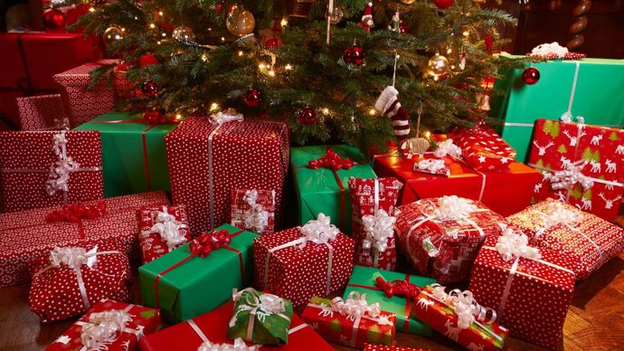 Are You Going To Buy Big Christmas Presents or Small Christmas Presents This Year?