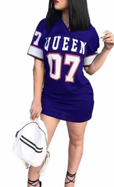 What dresses do girls like to wear the most?