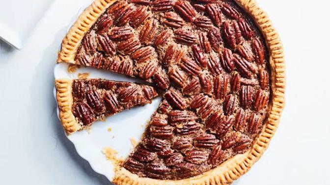 Pumpkin pie or pecan pie. Which one gets your vote?