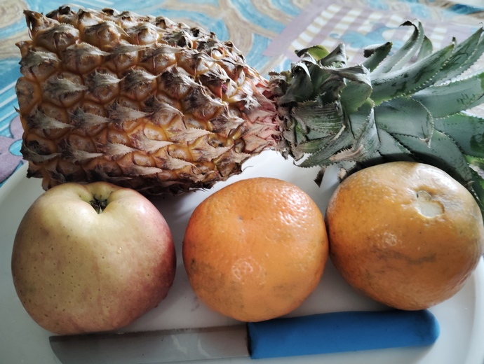 Do you like pineapple🍍 orange🟠 and apple🍎?