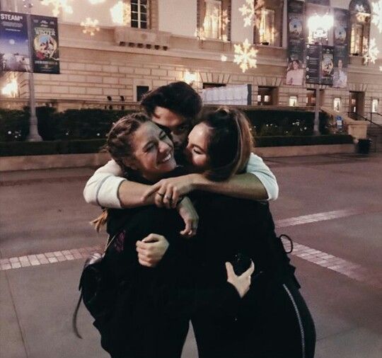 How do polyamorous people define if they are in a relationship, not just dating?