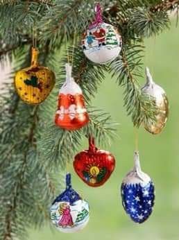 What is your favourite Christmas tree edible decoration?