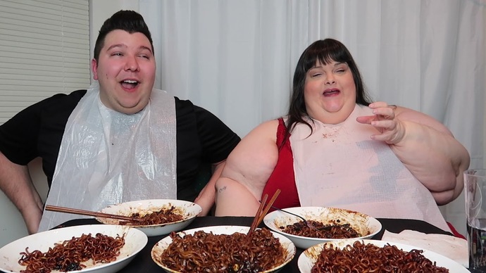 YouTubers Nikocado Avocado and HungryFatChick 