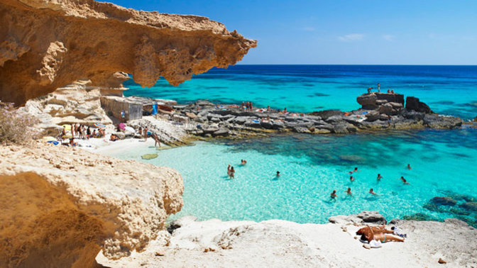 Which country do you find more beautiful?