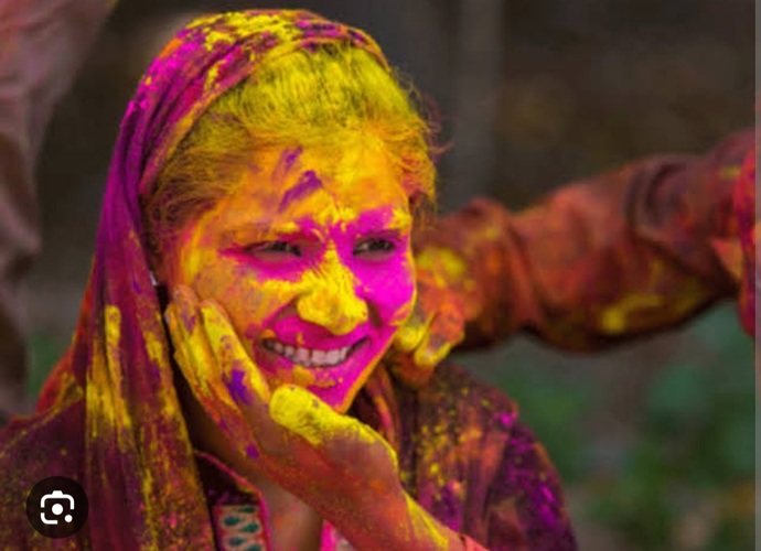 Girls and guys,  Do you love playing with colors in holi festival?