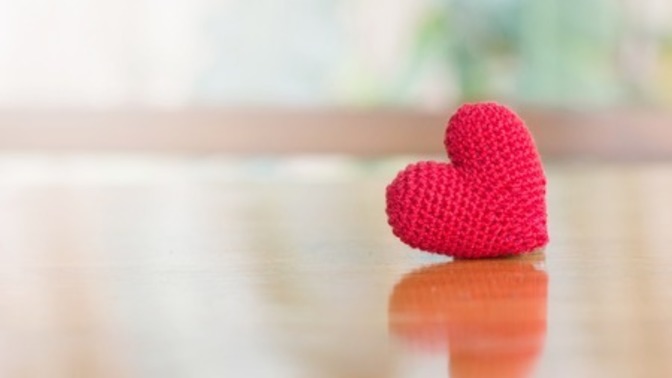 He asked me to tell him that I loved him after a month of dating. What do you think of this?