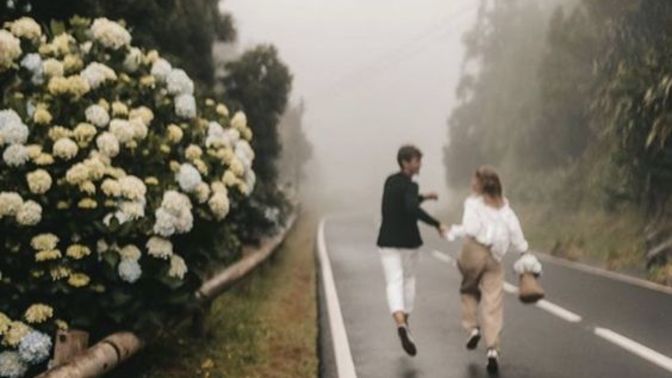 What is the difference between a relationship and dating?