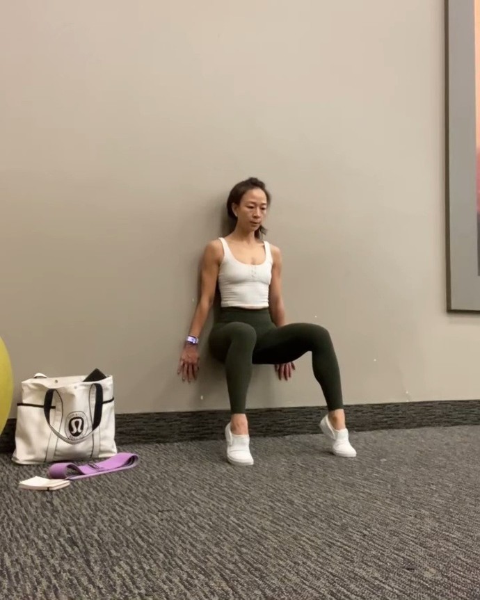 How long can you do wall squats for?