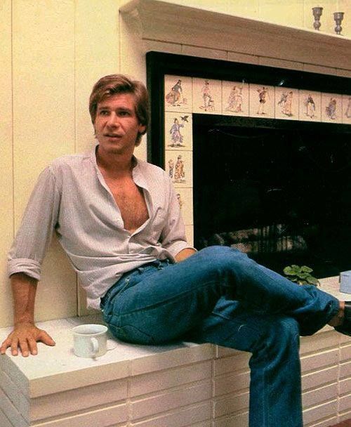 Who is Harrison Ford in a relationship with?
