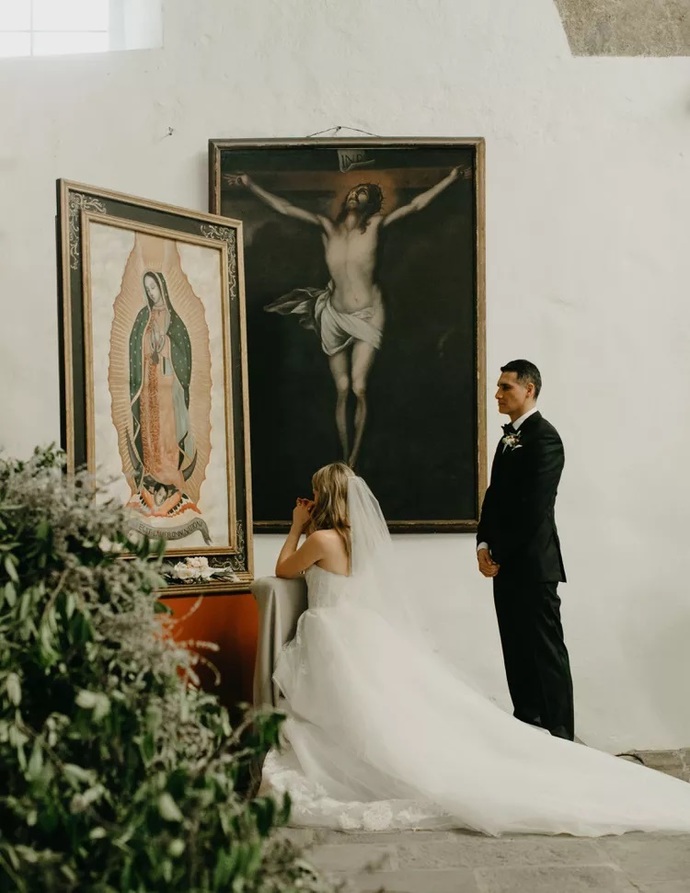 La Virgen de Guadalupe and Diosito