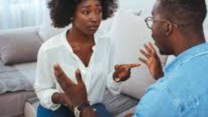 What are some effective communication strategies for addressing misunderstandings or conflicts in a dating relationship?