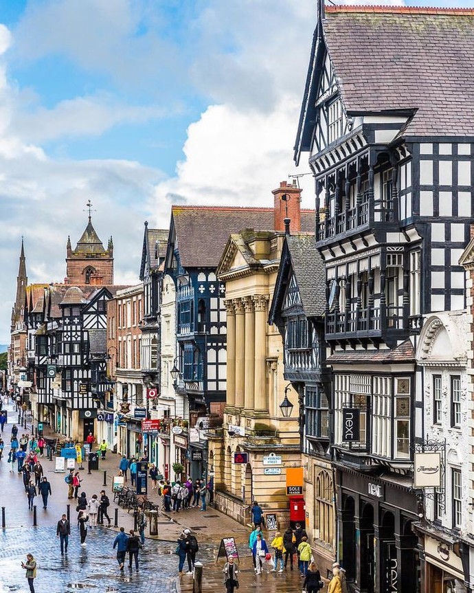 Why are American cities so ugly as compared to European cities?