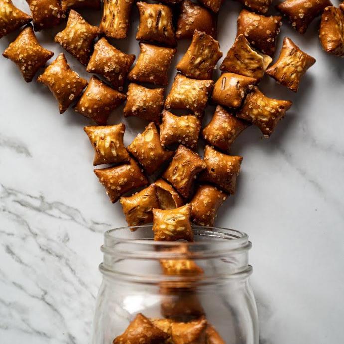 Which of these flavors goes best with pretzels 🥨 ?