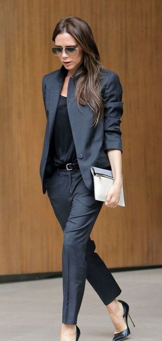 How should women in their forties dress?
