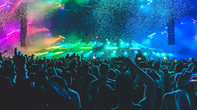 Could a College Nightclub Party Help a Wallflower Into Becoming More Social?