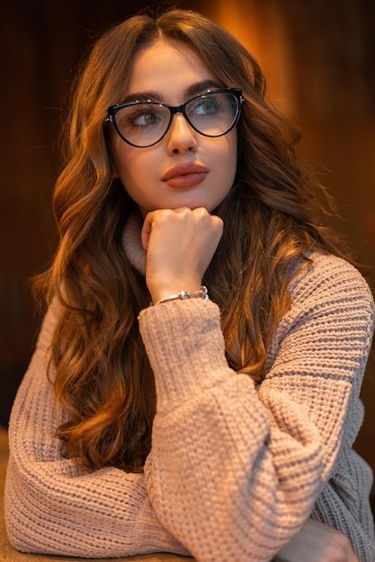 Eye Glasse on the opposite sex... your thoughts?