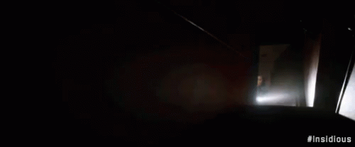 What are some annoying things about horror movies?