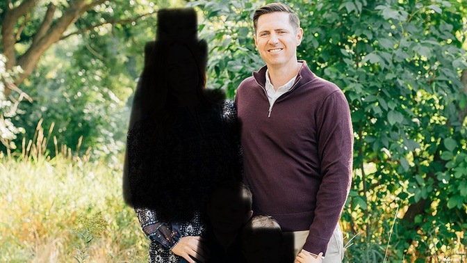 Girls, when it comes to dating apps: What do you think of guys cropping out their exes and children on their profile photos?