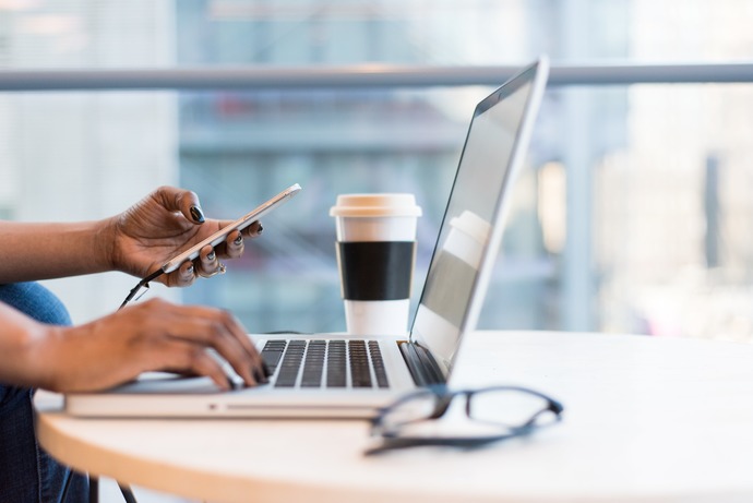 Do you prefer to work on weekends or weekdays?