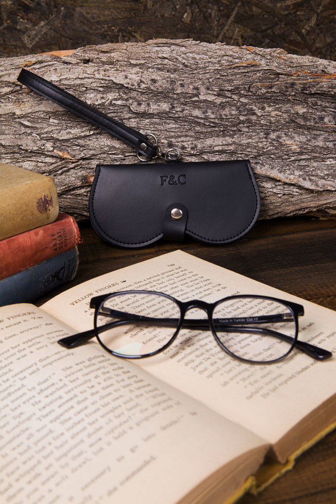 I made these glasses cases and I am selling them, how do you think they look?