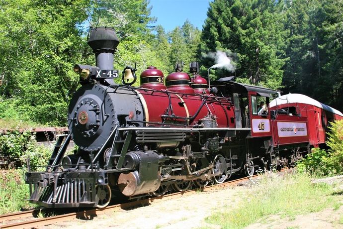 Do you like trains 🚂🚂🚂?