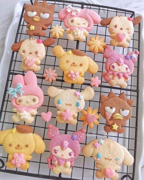 Guys, how would you feel if your girlfriend surprised you with these cookies?