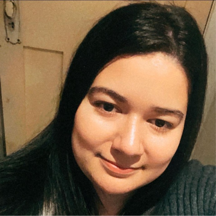 Guys, can you tell when a girl is putting on a fake personality?