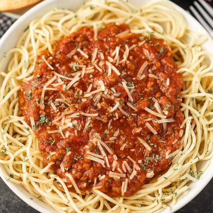 Do you like to mix your spaghetti and sauce together first before you eat it or do you just eat it without doing that?