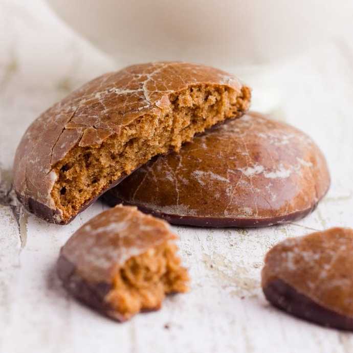 German spice cookies.