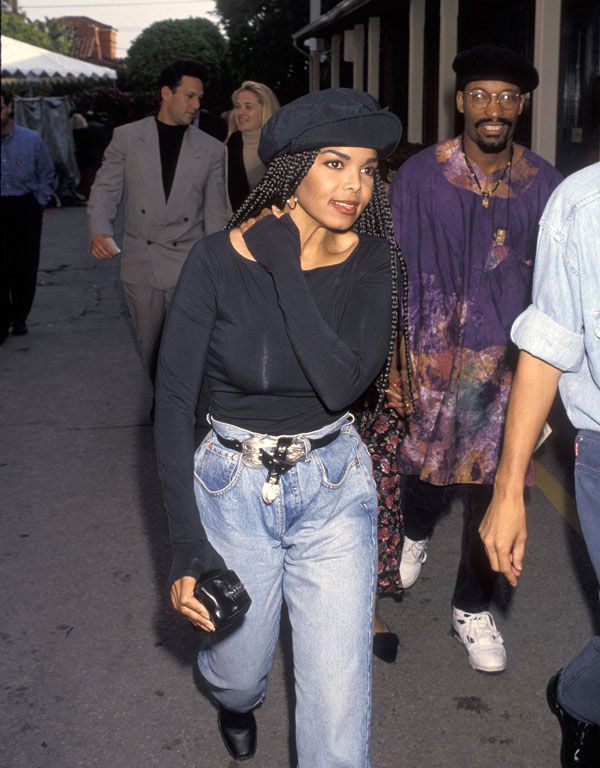 Do you prefer 90s fashion over the modern fashion that the young people wear now?