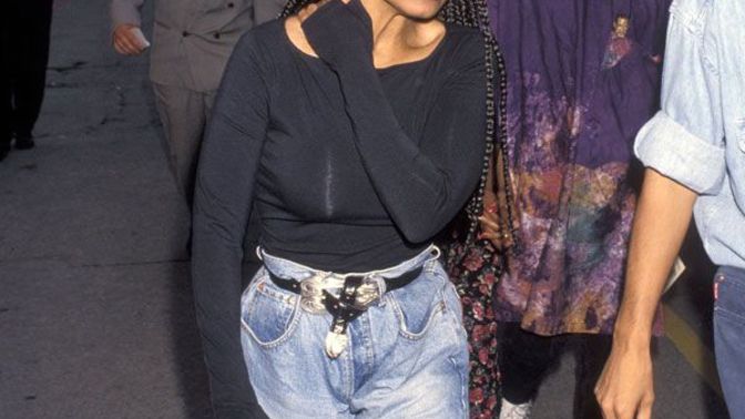 Do you prefer 90s fashion over the modern fashion that the young people wear now?
