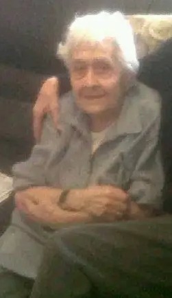 Please can everyone say happy birthday 🎈🎂 to my nan who turned 98 today?