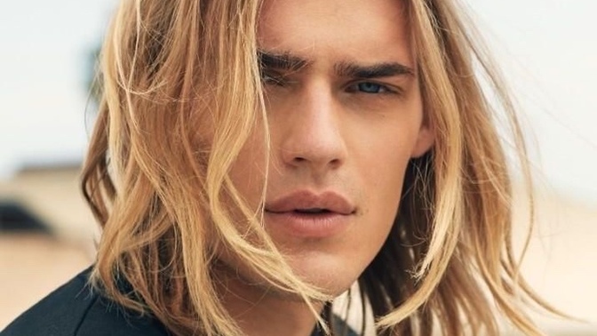 Men with long hair?