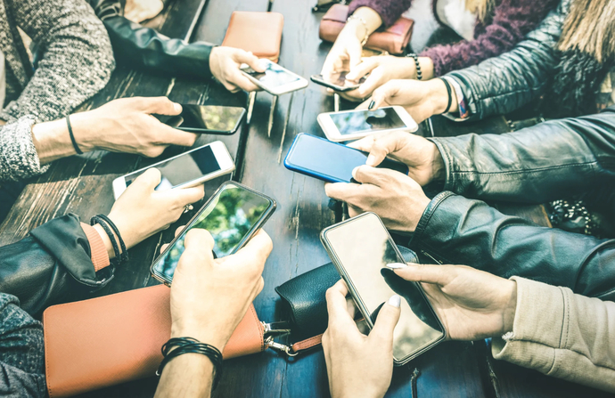 Why when I see or pass by my crush he is on phone?