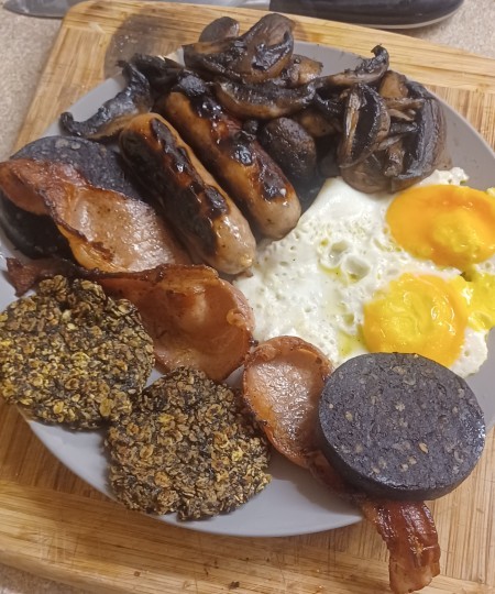 Anyone have porridge (oatmeal) for breakfast?