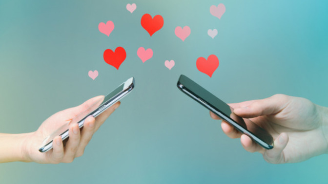 Is it recommendable for teenagers to have long distance relationship? Opinions?