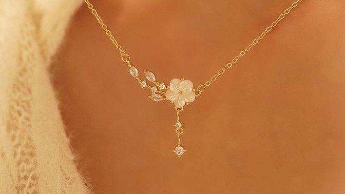 Do you like jewelry?