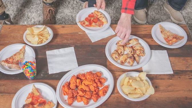 Do you use disposable dishes to eat with?