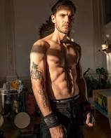 Girls, big bones or big muscles?