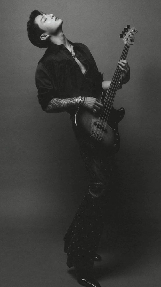 I want to bite his tattoo sleeve I'm feral!!