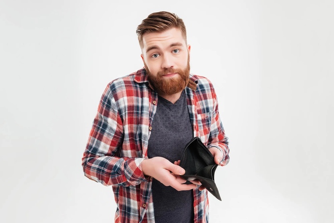 Should Women Date Men Who Are Poor/Broke?