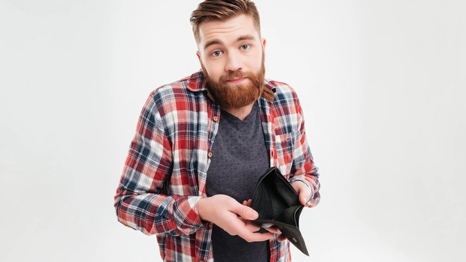 Should Women Date Men Who Are Poor/Broke?