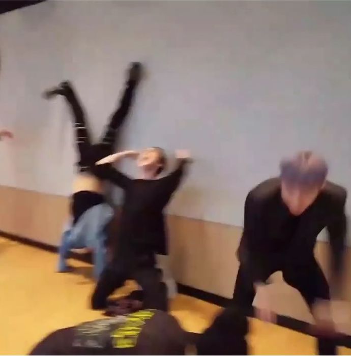 What do you consider a red flag when dating someone?